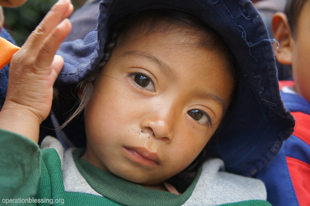 家賃滞納でアパートを追い出された日、マリッツァの子供たちは飢えと寒さに泣いていました