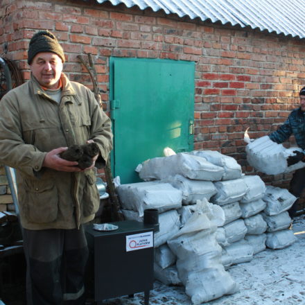 ウクライナ越冬支援