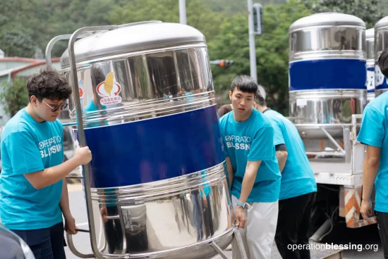 台湾地震　給水タンク