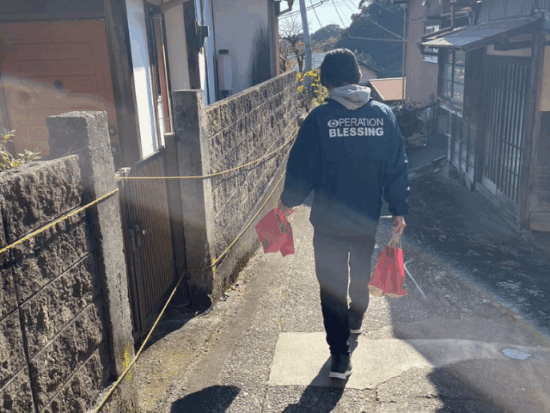 クリスマスギビング