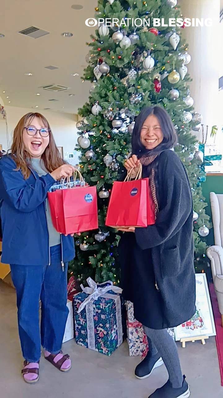 クリスマスギビング