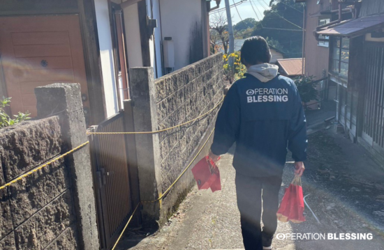 クリスマスギビング　戸別訪問