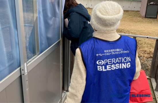 クリスマスギビング　仮設住宅訪問